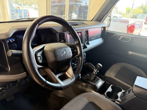 Used 2022 Ford Bronco Big Bend image 15