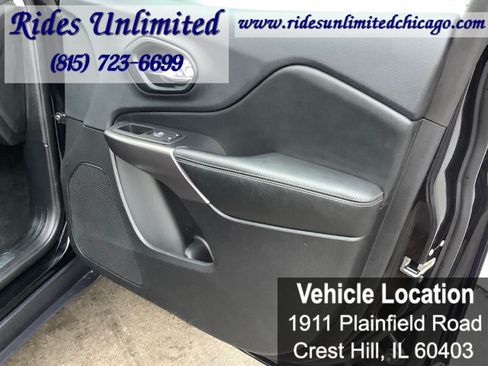 Used 2019 Jeep Cherokee Limited AWD/4WD image 33