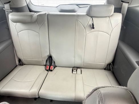 Used 2014 Chevrolet Traverse LT FWD image 5