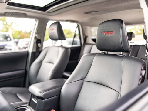Used 2023 Toyota 4Runner TRD Off-Road Premium w/ Off Road Premium Plus Package AWD/4WD image 14