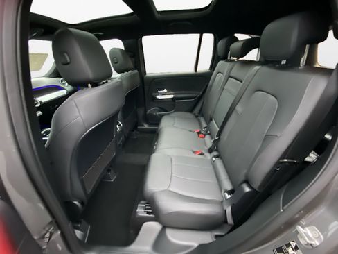 New 2026 Mercedes-Benz GLB 250 4MATIC image 13
