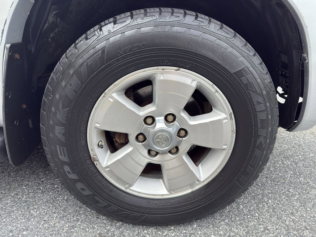 Used 2008 Toyota 4Runner SR5 AWD/4WD image 19