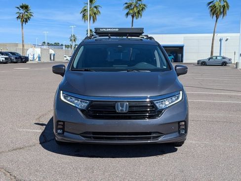Used 2023 Honda Odyssey Touring image 2