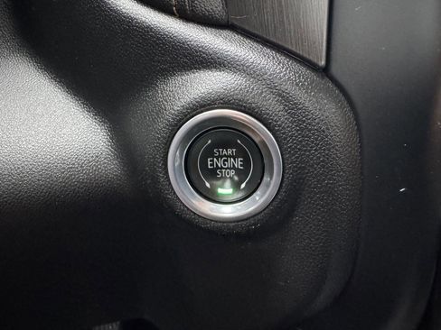 Used 2021 GMC Sierra 2500 AT4 w/ AT4 Premium Plus Package AWD/4WD image 19