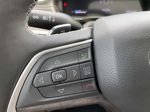 New 2025 Jeep Grand Cherokee L Limited image 17