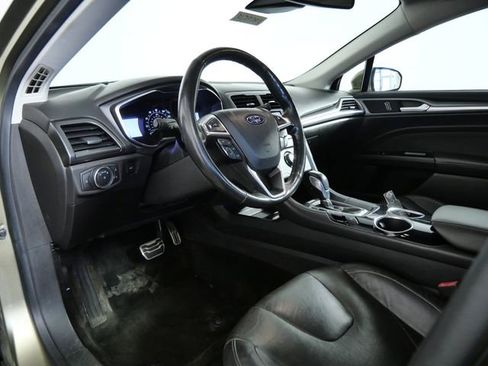 Used 2013 Ford Fusion Titanium w/ Titanium Driver Assist Pkg AWD/4WD image 16