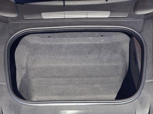 Certified 2020 Porsche 911 Carrera w/ Premium Package image 23