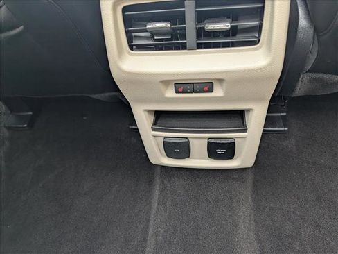 Used 2020 Ford Edge Titanium w/ Equipment Group 301A FWD image 16