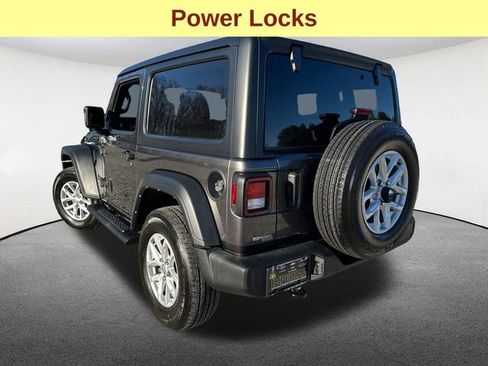 Used 2023 Jeep Wrangler Sport S image 10