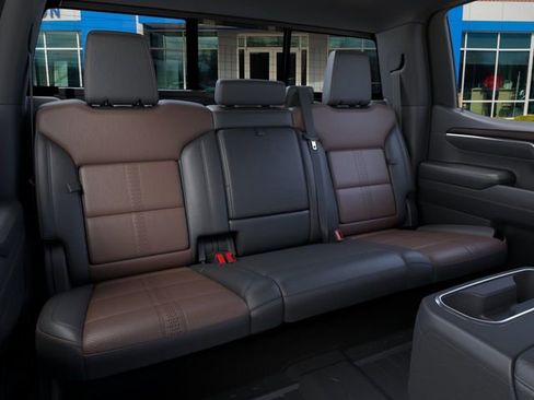 New 2026 Chevrolet Silverado 1500 High Country w/ High Country Premium Package AWD/4WD image 17
