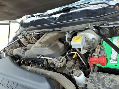 Used 2019 RAM 2500 Tradesman AWD/4WD image 13