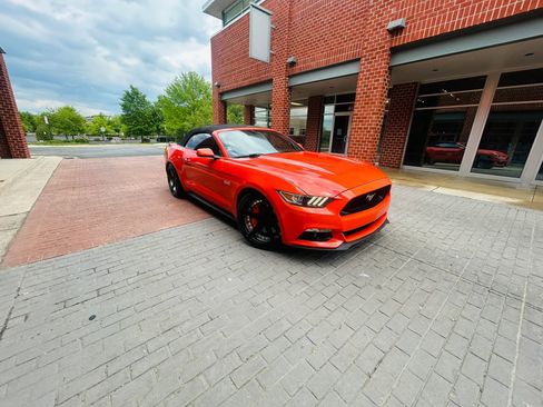 Used 2016 Ford Mustang GT Premium RWD image 1