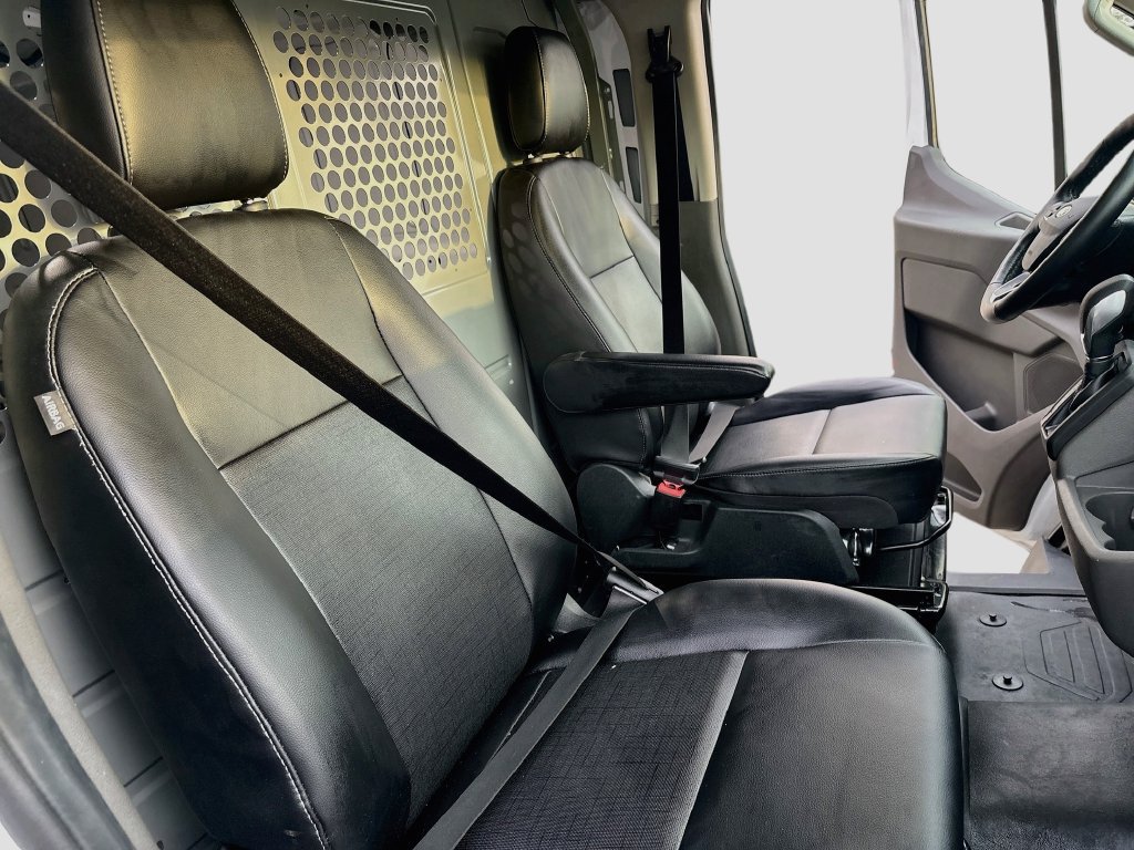 Used 2025 Ford Transit 150 Low Roof RWD image 23