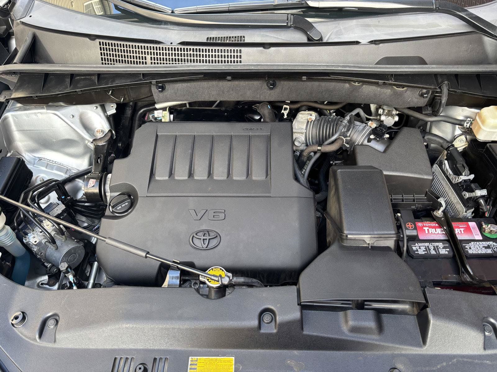 Used 2015 Toyota Highlander Limited Platinum AWD/4WD image 34