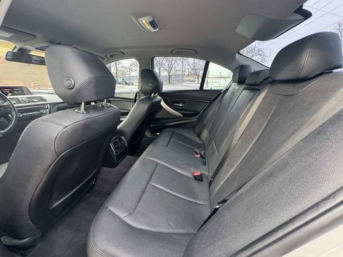 Used 2018 BMW 320i Sedan image 16