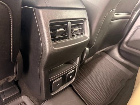 Used 2020 Ford Edge SEL w/ Convenience Package AWD/4WD image 50