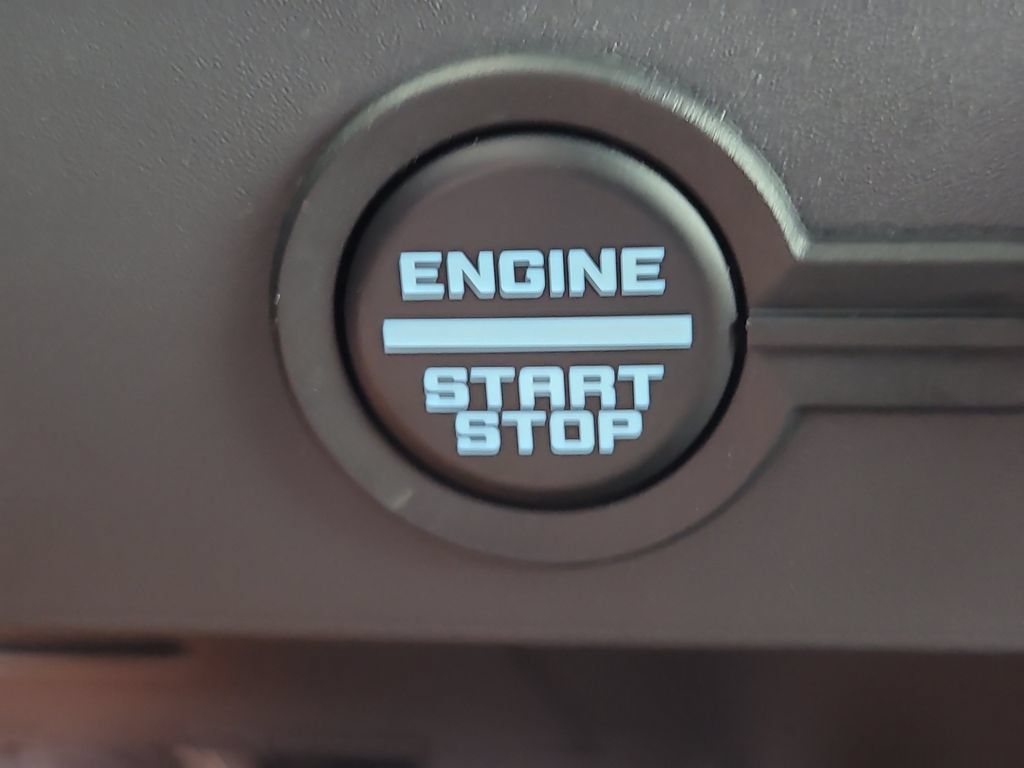 Used 2025 Ford Bronco Outer Banks AWD/4WD image 26