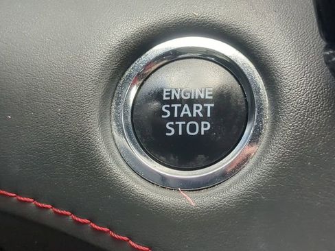 Used 2022 Toyota Highlander XSE image 28