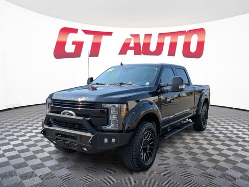 Used 2019 Ford F350 Lariat AWD/4WD image 2