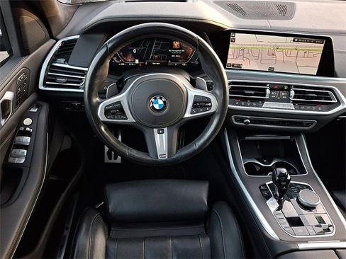 Used 2022 BMW X7 xDrive40i w/ M Sport Package image 13