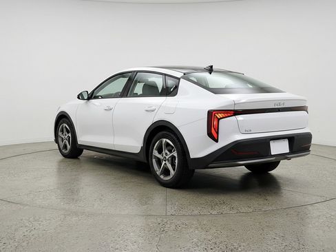 Used 2025 Kia K4 LXS image 6