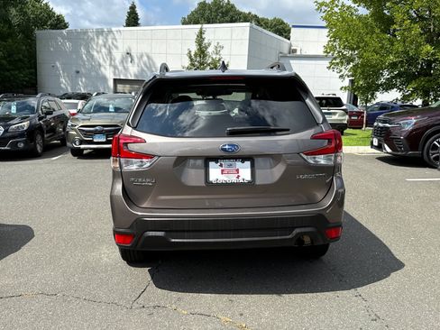 Certified 2024 Subaru Forester Premium AWD/4WD image 5