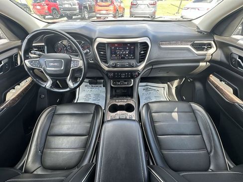 Used 2021 GMC Acadia Denali w/ GMC Pro Grade Package image 21