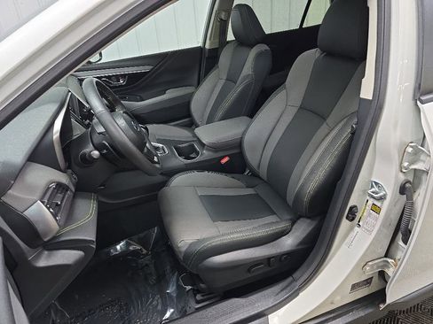 Used 2025 Subaru Outback Onyx Edition w/ Popular Package #2 AWD/4WD image 30