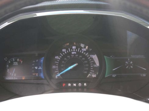 Used 2016 Ford Edge Titanium w/ Canadian Touring Package image 26