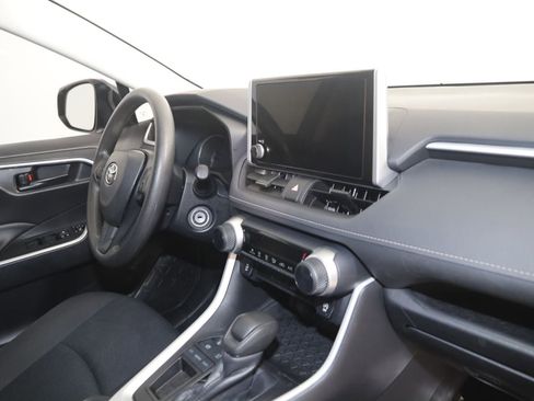 Used 2024 Toyota RAV4 LE FWD image 33