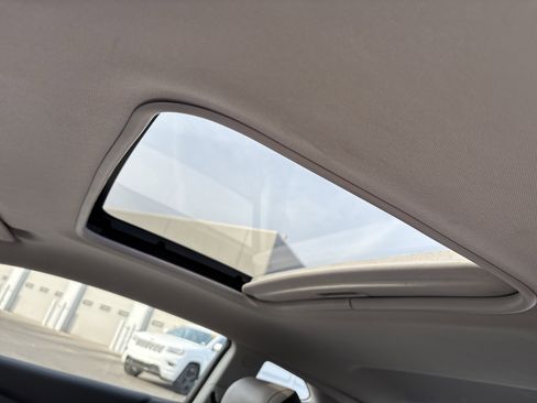 Used 2020 Chevrolet Camaro LT w/ RS Package image 17