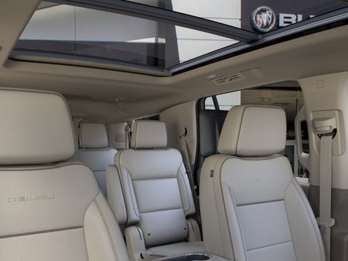 New 2026 GMC Yukon Denali w/ Denali Reserve Package AWD/4WD image 24
