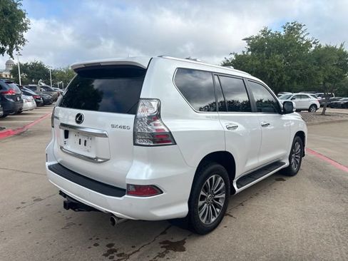 Used 2023 Lexus GX 460 Luxury w/ Accessory Package AWD/4WD image 5