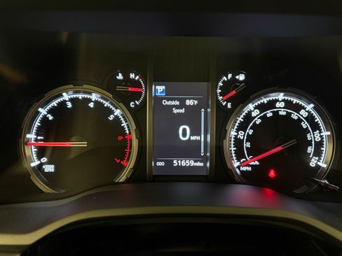Used 2023 Toyota 4Runner TRD Off-Road Premium AWD/4WD image 16