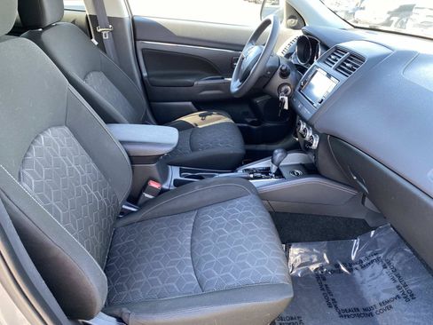 Used 2023 Mitsubishi Outlander Sport SE AWD/4WD image 22