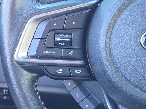 Used 2022 Subaru Outback Premium image 31