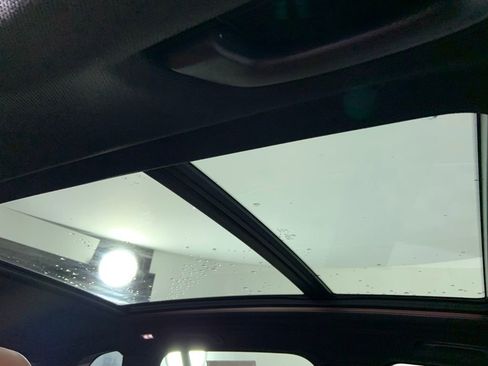 Used 2019 BMW X5 xDrive40i w/ Convenience Package AWD/4WD image 17