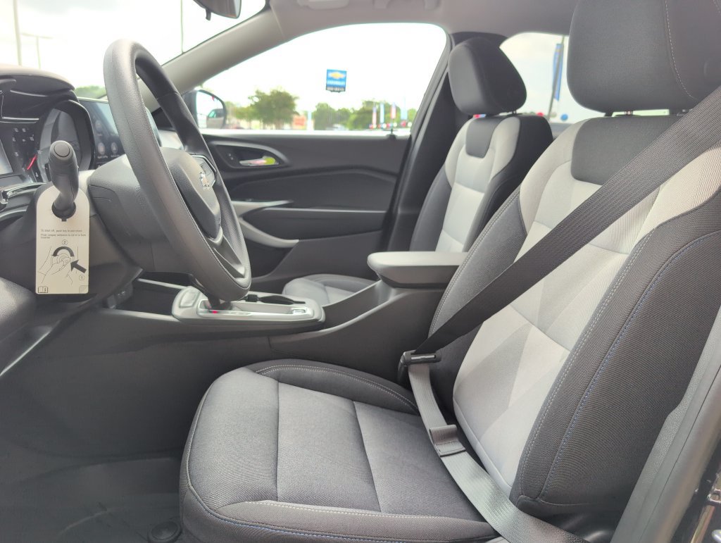 New 2026 Chevrolet Trax LS w/ LS Convenience Package FWD image 13