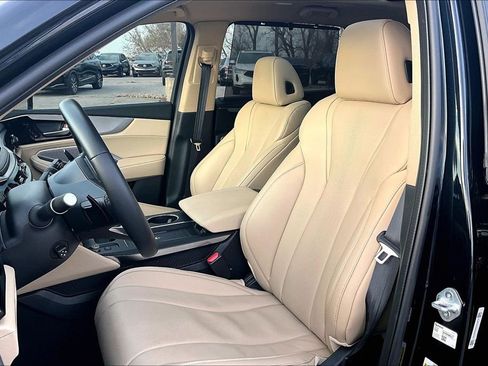 Used 2025 Acura MDX Technology Package image 37