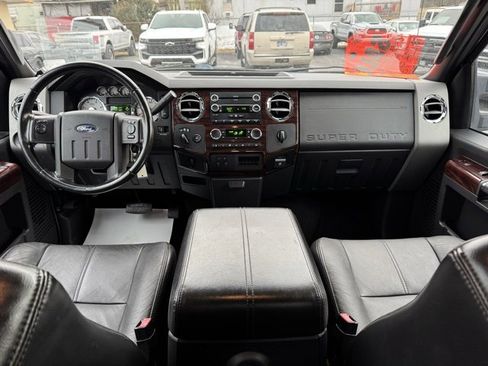 Used 2009 Ford F350 Lariat image 8