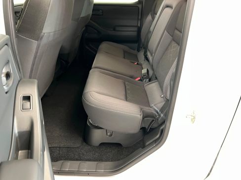 New 2026 Nissan Frontier SV w/ Tow Package image 21