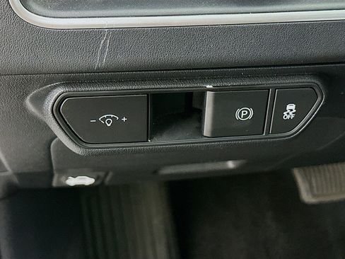 Used 2025 Kia K4 FWD image 17