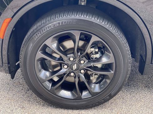 Used 2025 Dodge Durango GT w/ Blacktop Package AWD/4WD image 13