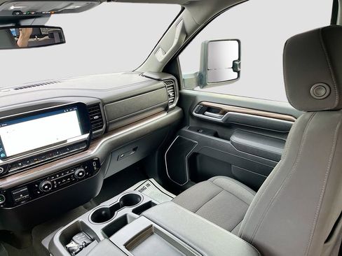 Used 2025 Chevrolet Silverado 3500 LT w/ All Star Edition image 23