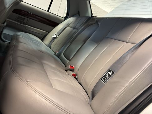 Used 2004 Mercury Grand Marquis LS RWD image 29