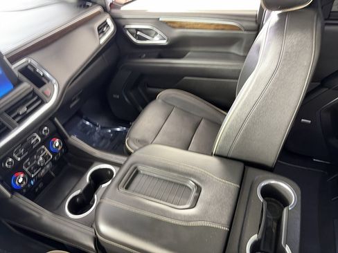 Used 2023 Chevrolet Tahoe Premier AWD/4WD image 21