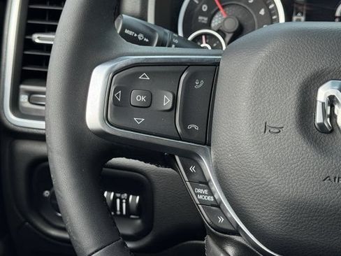 Used 2025 RAM 1500 Big Horn AWD/4WD image 14