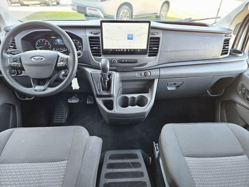 Used 2022 Ford Transit 350 XLT image 15