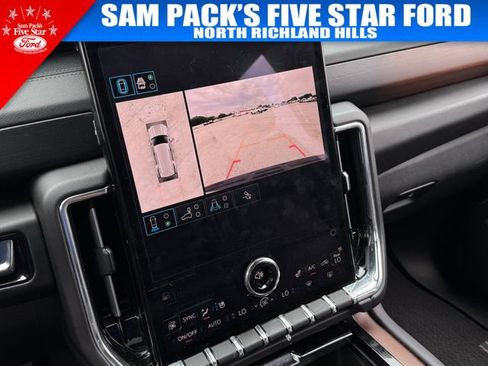 Used 2025 GMC Yukon Denali AWD/4WD image 20
