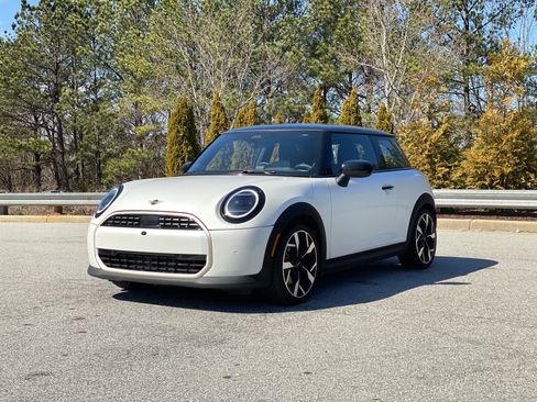 Used 2025 MINI Cooper S image 13
